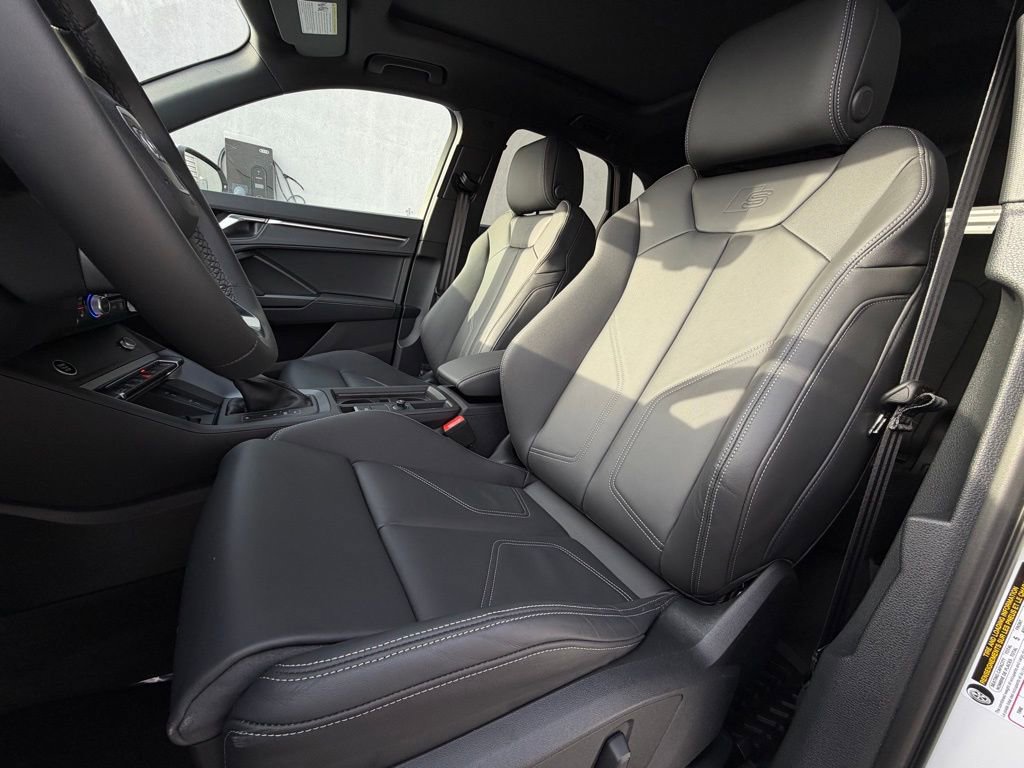 New 2025 Audi Q3 2.0T Premium AWD/4WD image 13