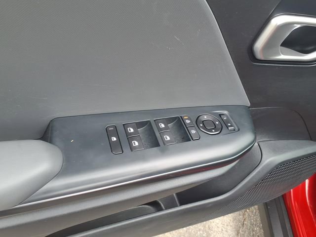 Used 2025 Kia K4 LXS image 14