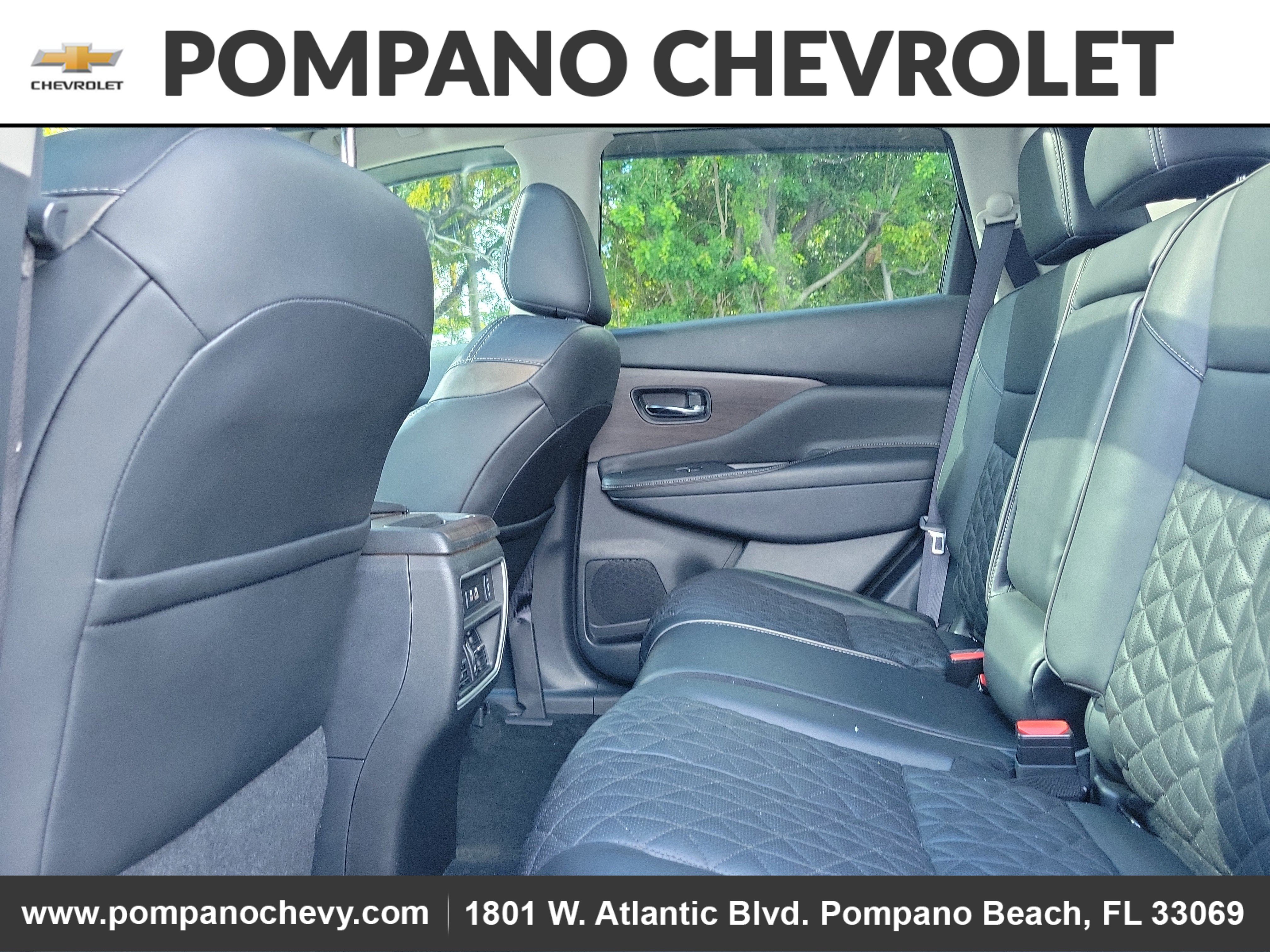 Used 2019 Nissan Murano Platinum w/ Cargo Package image 16