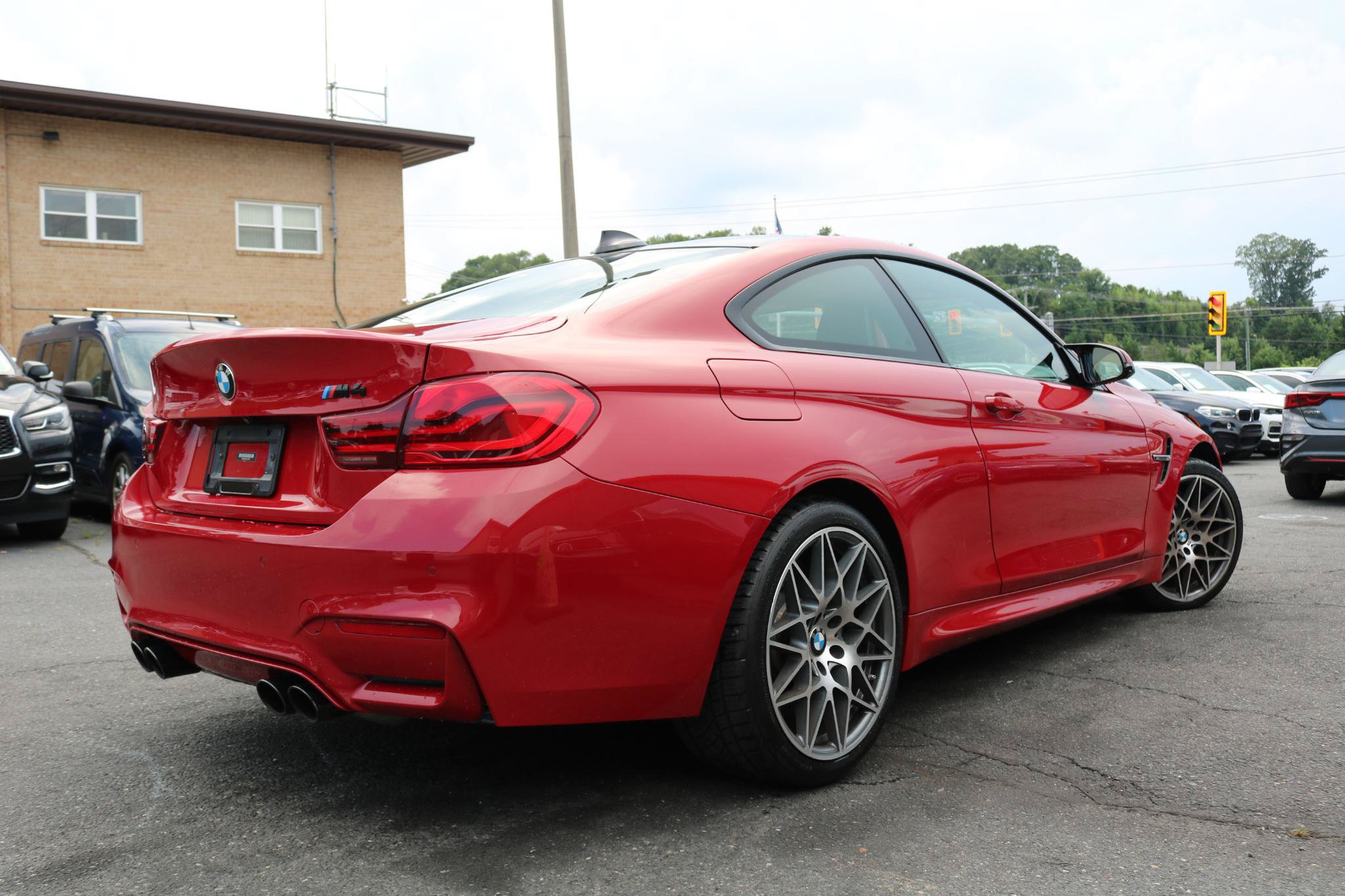 Used 2020 BMW M4 Coupe w/ Competition Package RWD image 2