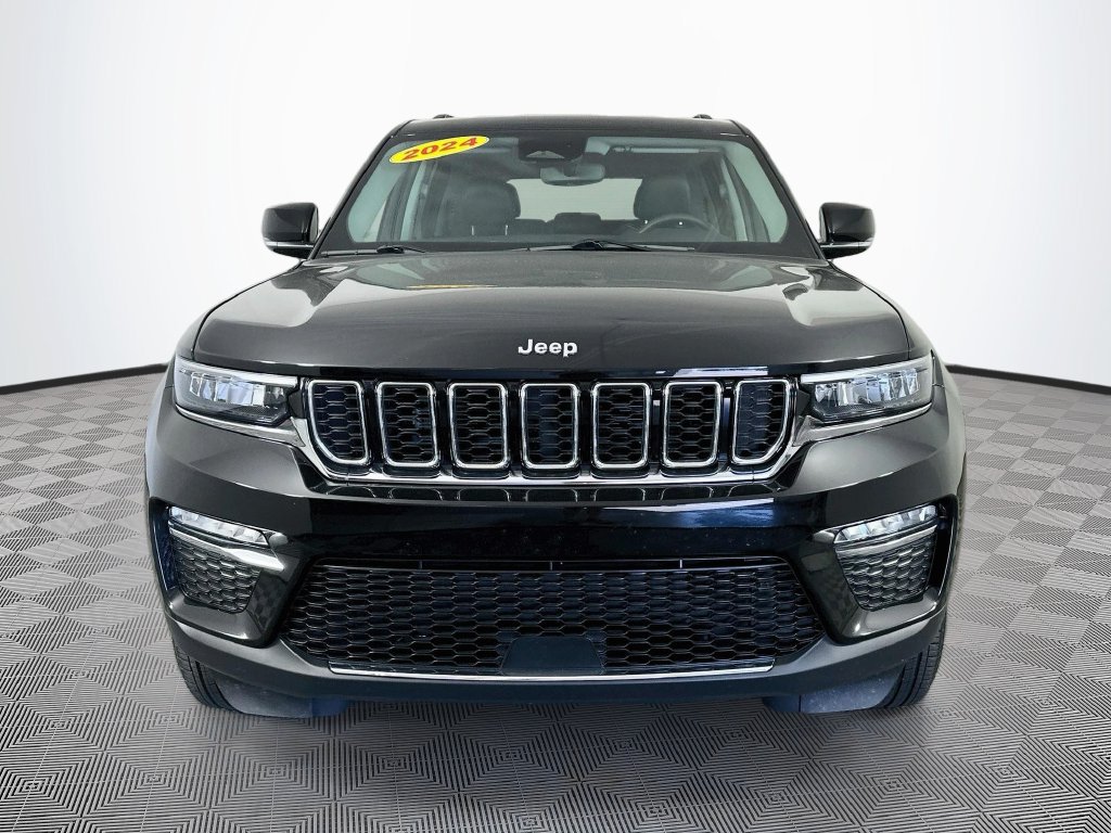 Certified 2024 Jeep Grand Cherokee Limited w/ Trailer Tow Package AWD/4WD image 4