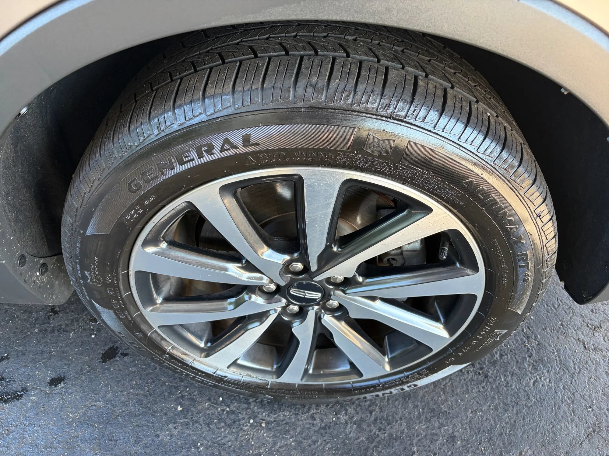 Used 2019 Lincoln MKC Reserve AWD/4WD image 39