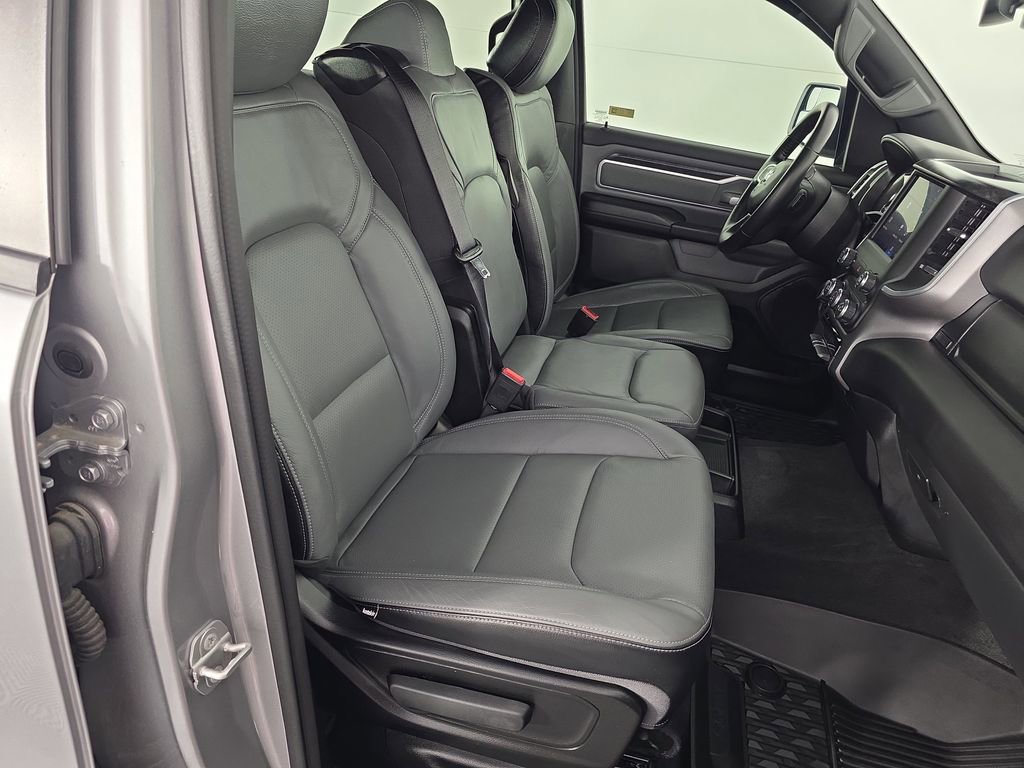Used 2022 RAM 1500 Big Horn RWD image 35