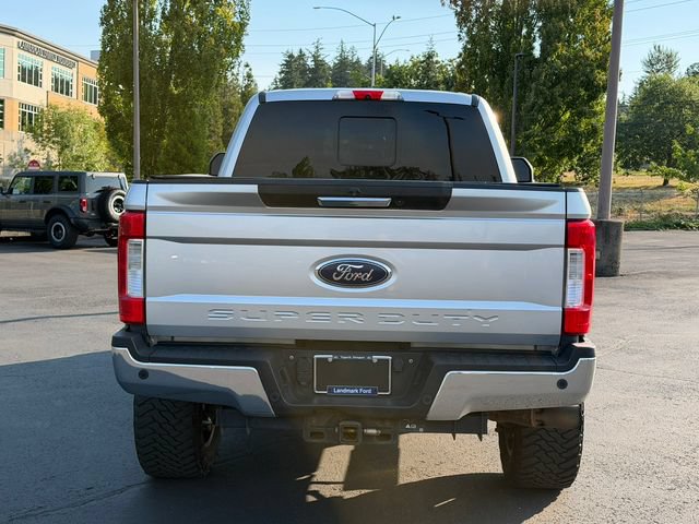 Used 2018 Ford F350 Lariat w/ Chrome Package AWD/4WD image 5