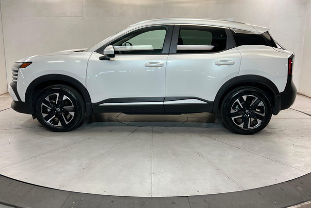 Used 2025 Nissan Kicks SV w/ SV Premium Package AWD/4WD image 2