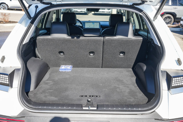 Certified 2023 Hyundai Ioniq 5 SEL w/ Cargo Package AWD/4WD image 28