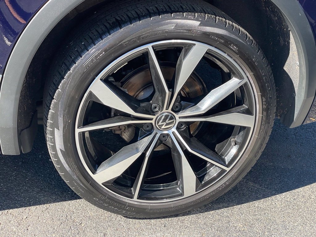 Used 2023 Volkswagen Tiguan SEL R-Line AWD/4WD image 32