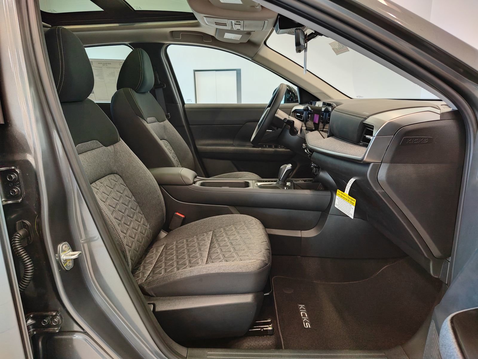 New 2026 Nissan Kicks SV image 15