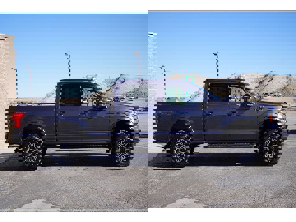 Used 2018 Ford F150 Lariat image 4