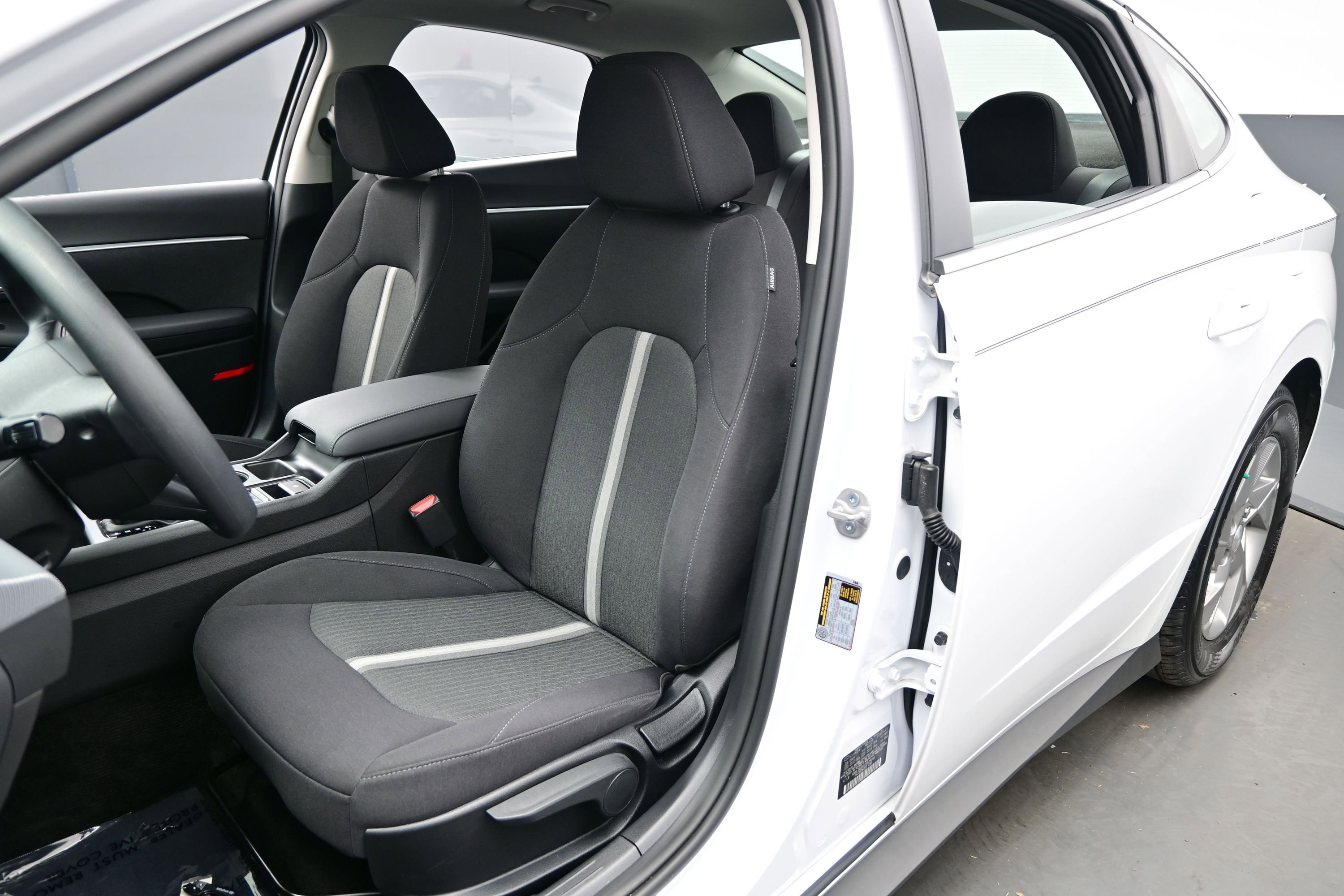 Certified 2026 Hyundai Sonata SE FWD image 11