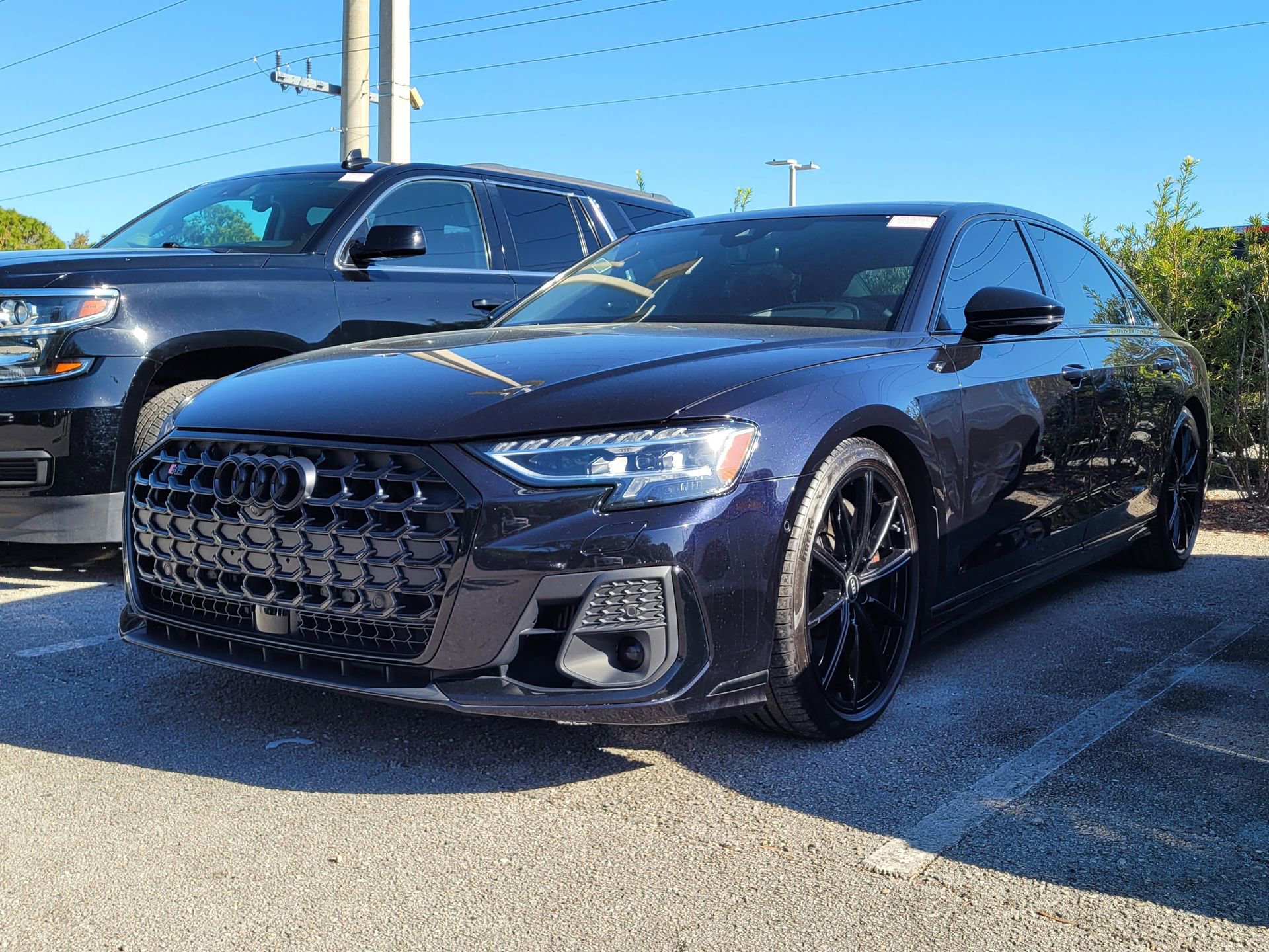 Used 2024 Audi S8 4.0T image 3