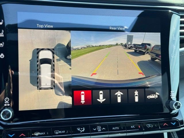 New 2026 Jeep Grand Wagoneer L Limited AWD/4WD image 21