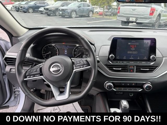 Used 2025 Nissan Altima 2.5 SR FWD image 17