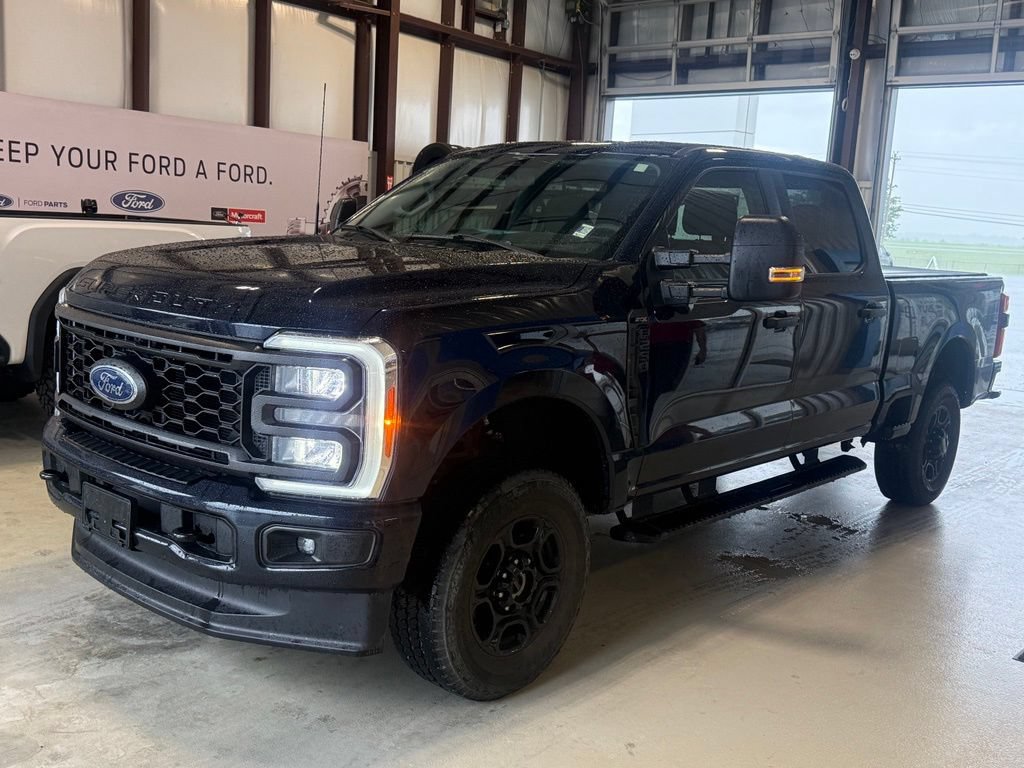 Used 2023 Ford F250 XL w/ STX Appearance Package AWD/4WD image 18