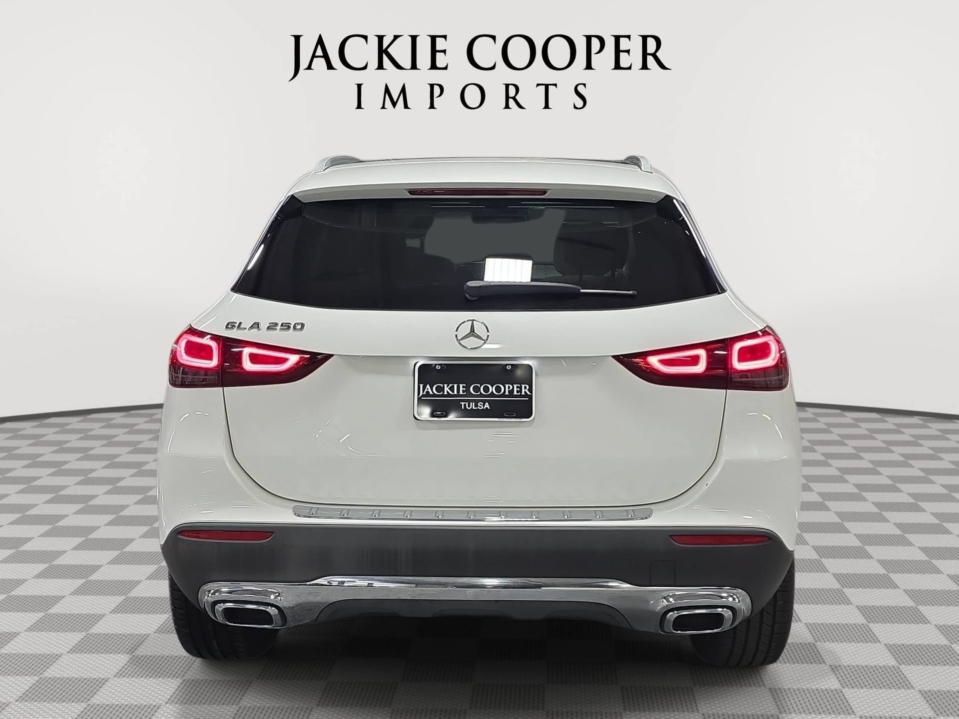 Used 2021 Mercedes-Benz GLA 250 w/ Premium Package image 6