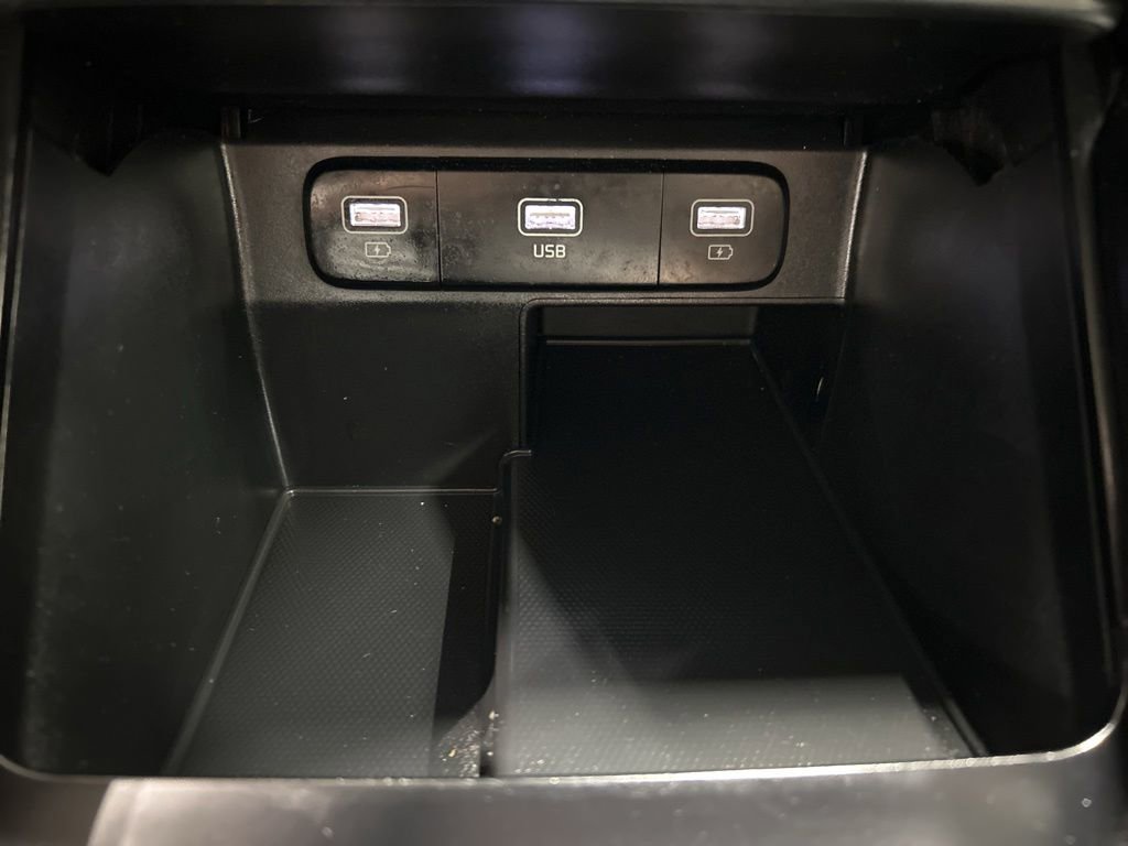 Certified 2022 Kia Sorento LX AWD/4WD image 23