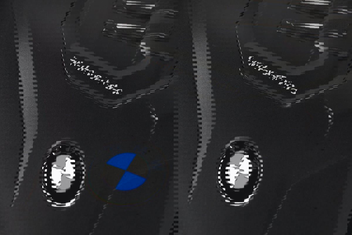 Used 2021 BMW 430i Convertible w/ Convenience Package image 21