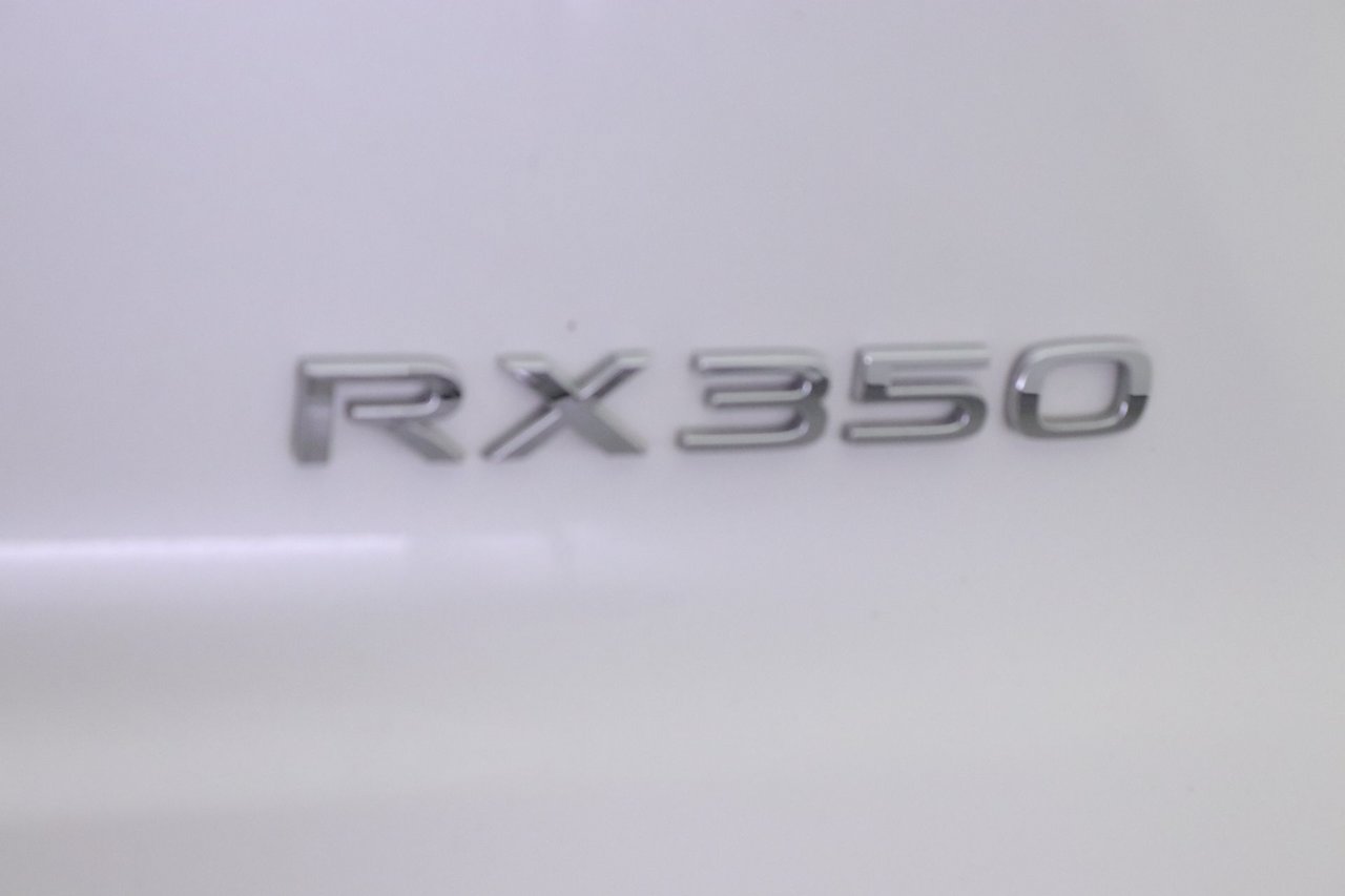 Used 2024 Lexus RX 350 FWD w/ Technology Package image 20