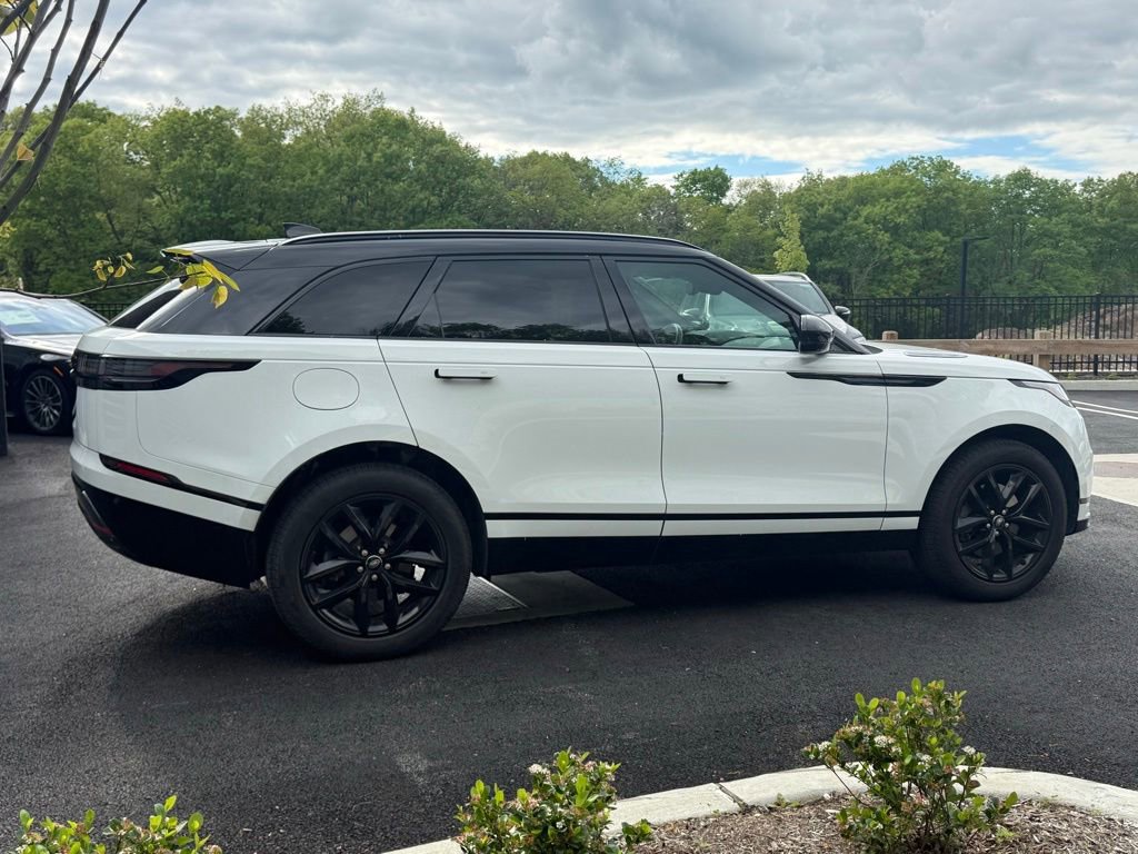 Used 2024 Land Rover Range Rover Velar Dynamic SE AWD/4WD image 9