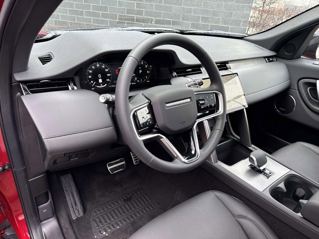 New 2026 Land Rover Discovery Sport Landmark image 20