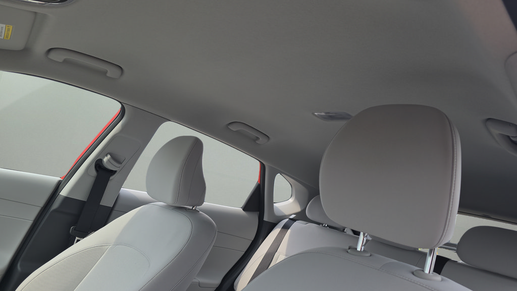 Certified 2026 Hyundai Kona SE AWD/4WD image 15
