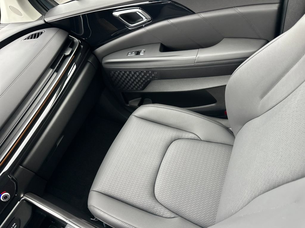 New 2026 Kia Carnival SX Prestige FWD image 37