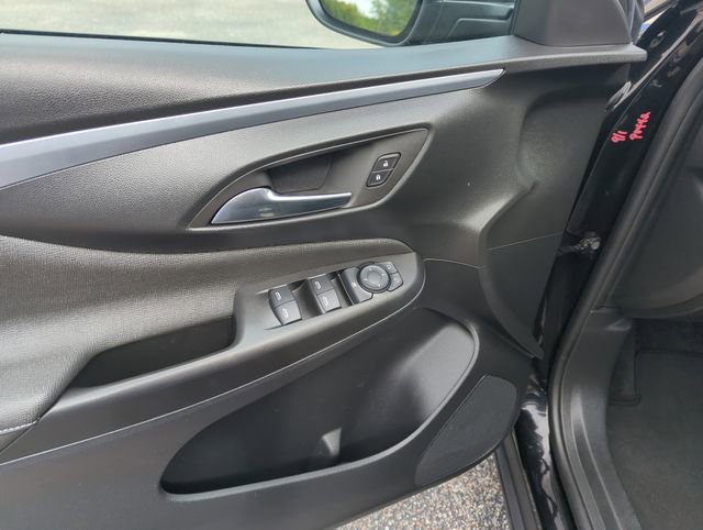 Used 2025 Buick Envista Preferred image 18