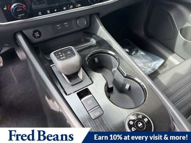 New 2026 Nissan Rogue SV image 17