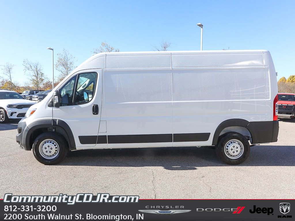 New 2026 RAM ProMaster 2500 w/ Convenience Group FWD image 3