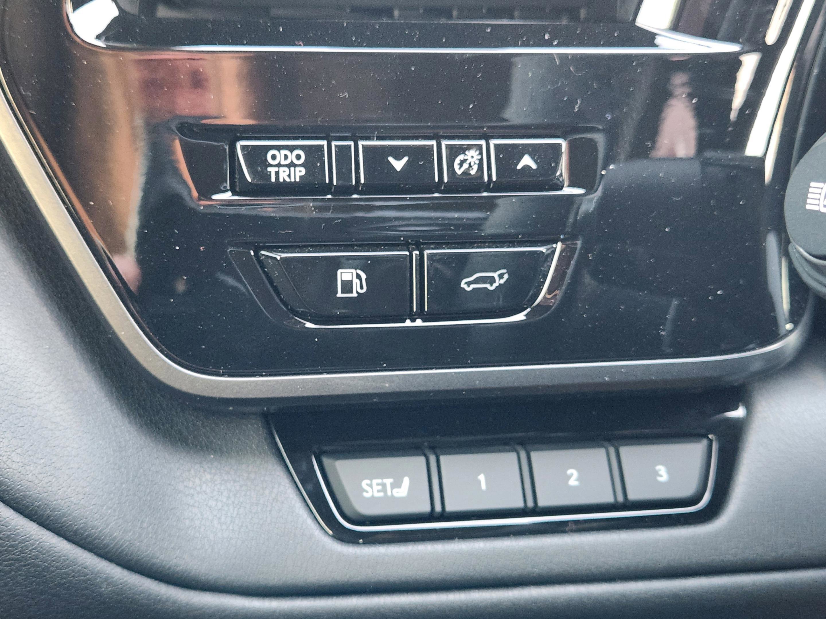 New 2026 Lexus TX 500h AWD image 16