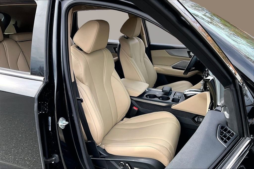 Used 2023 Acura MDX FWD image 23