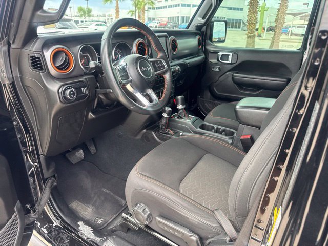 Used 2023 Jeep Gladiator Mojave w/ Trailer Tow Package AWD/4WD image 20