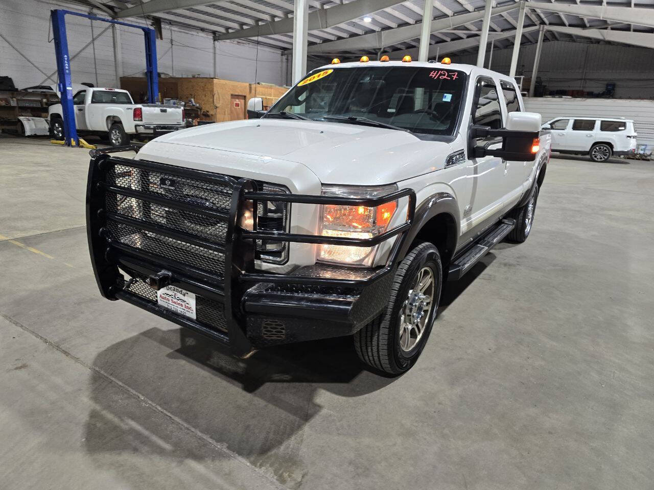 Used 2015 Ford F250 King Ranch w/ FX4 Off-Road Package AWD/4WD image 2