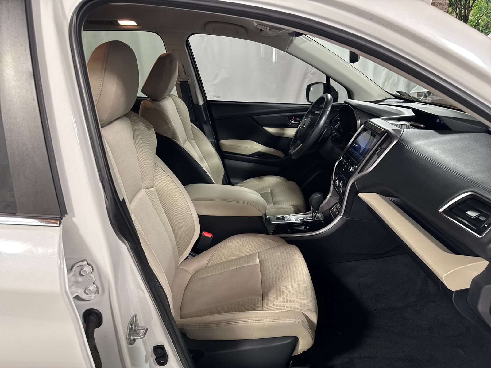 Used 2022 Subaru Ascent Premium w/ Convenience Package AWD/4WD image 28