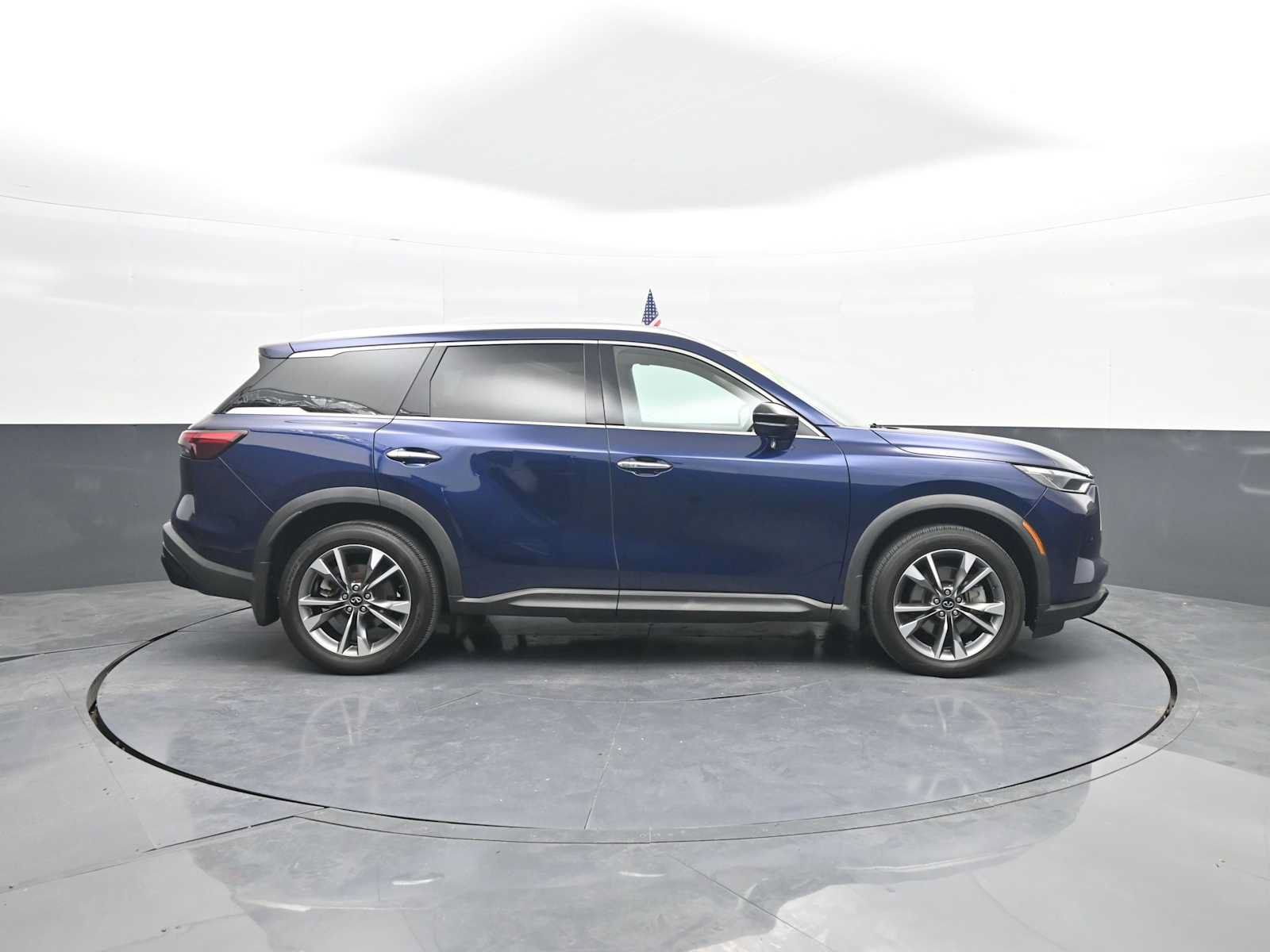 Used 2023 INFINITI QX60 Luxe w/ Cargo Package AWD/4WD image 9