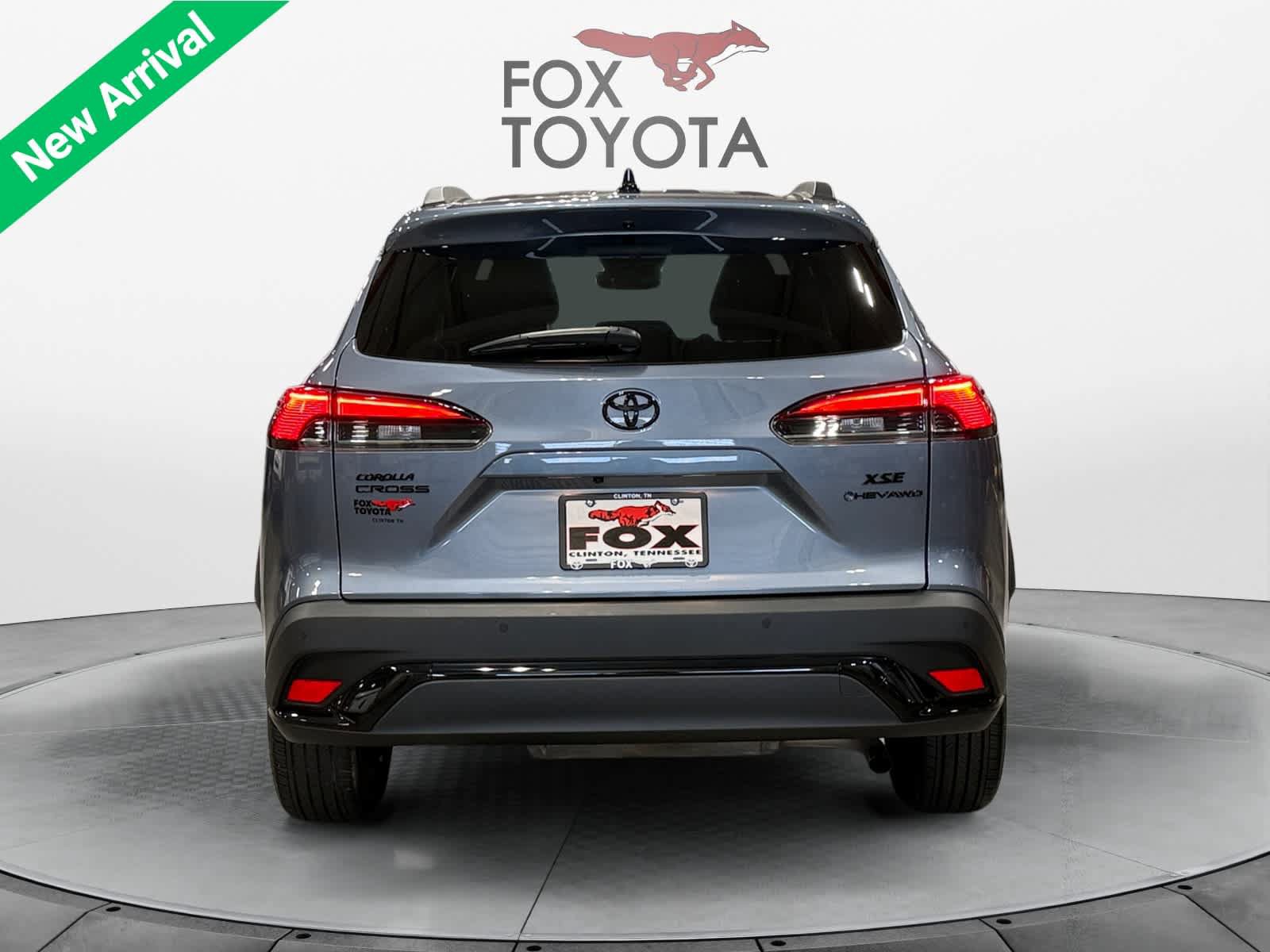 Used 2025 Toyota Corolla Cross AWD Hybrid image 5