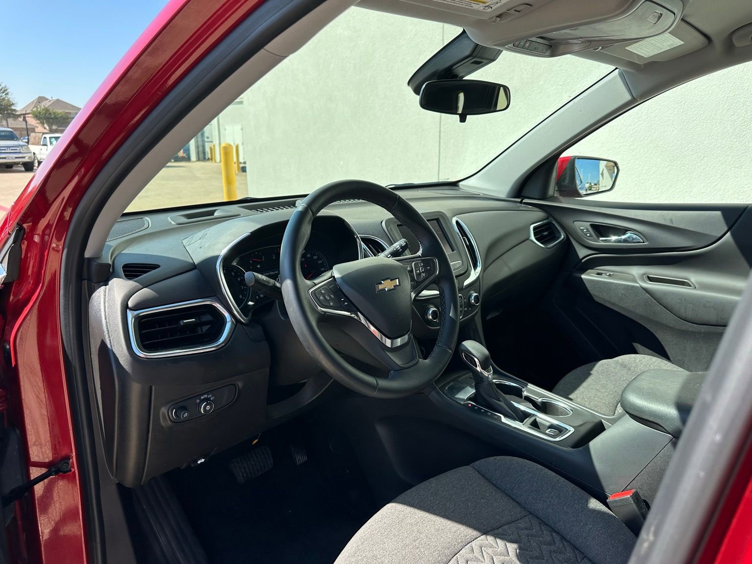 Used 2024 Chevrolet Equinox LT image 10