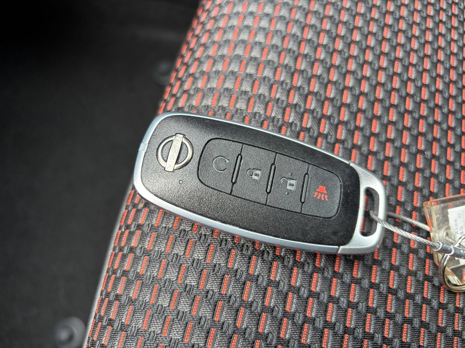 Used 2026 Nissan Kicks SR AWD/4WD image 23