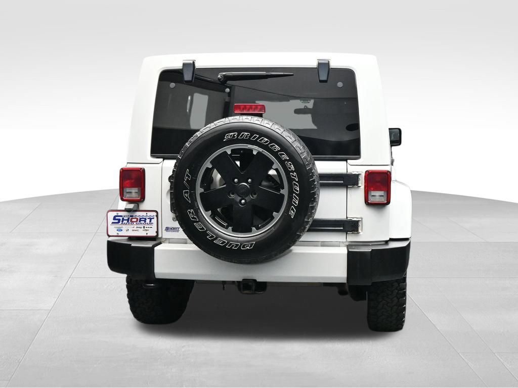 Used 2012 Jeep Wrangler Unlimited Sahara AWD/4WD image 4
