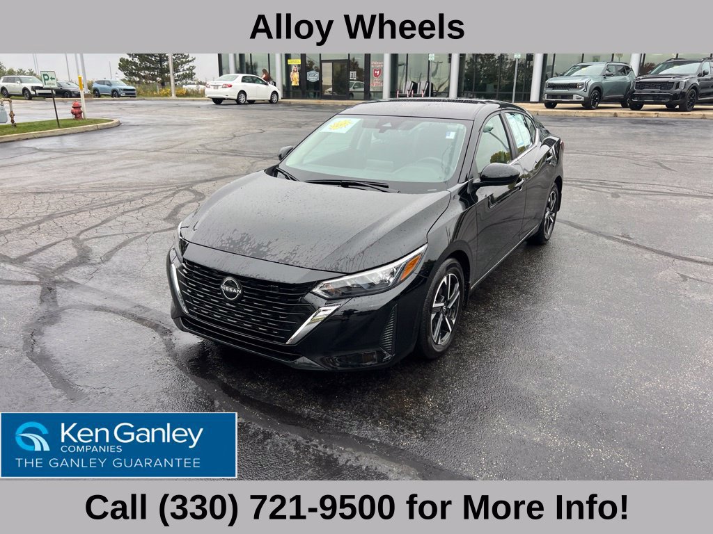 Used 2024 Nissan Sentra SV FWD image 2