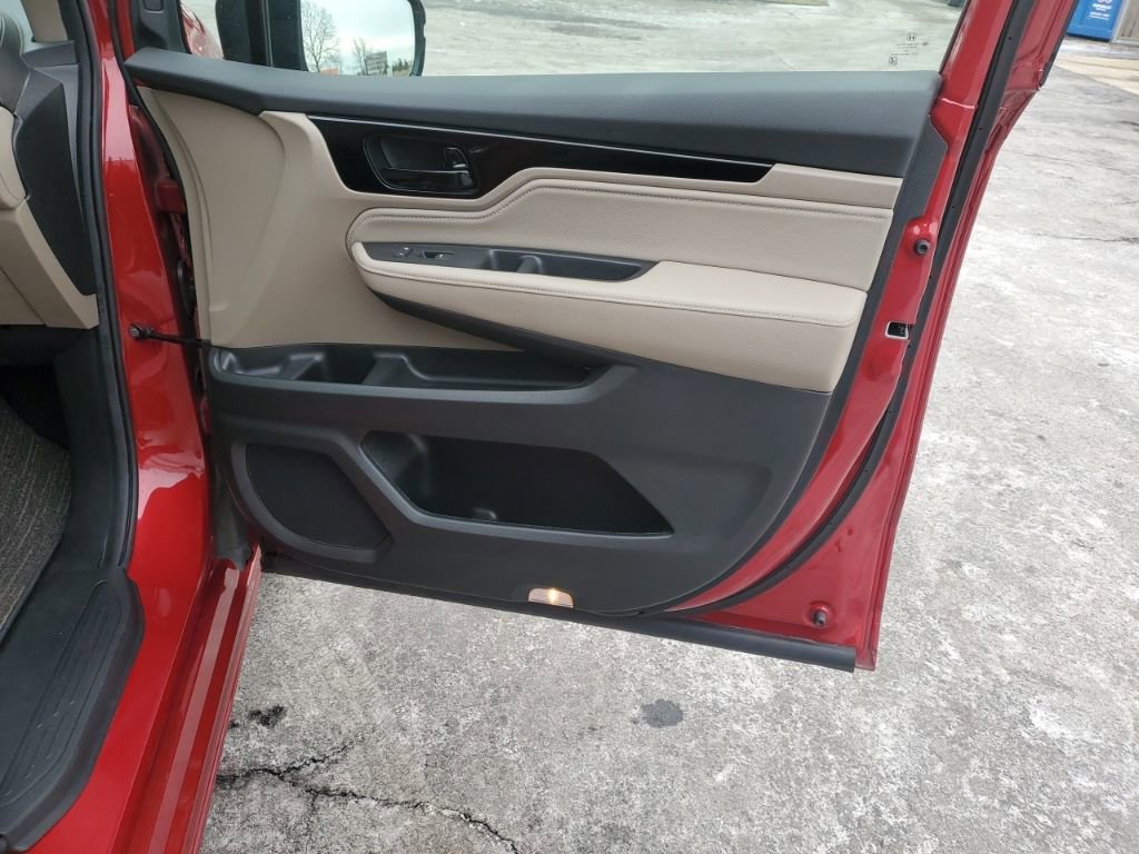 Certified 2024 Honda Odyssey Elite image 31