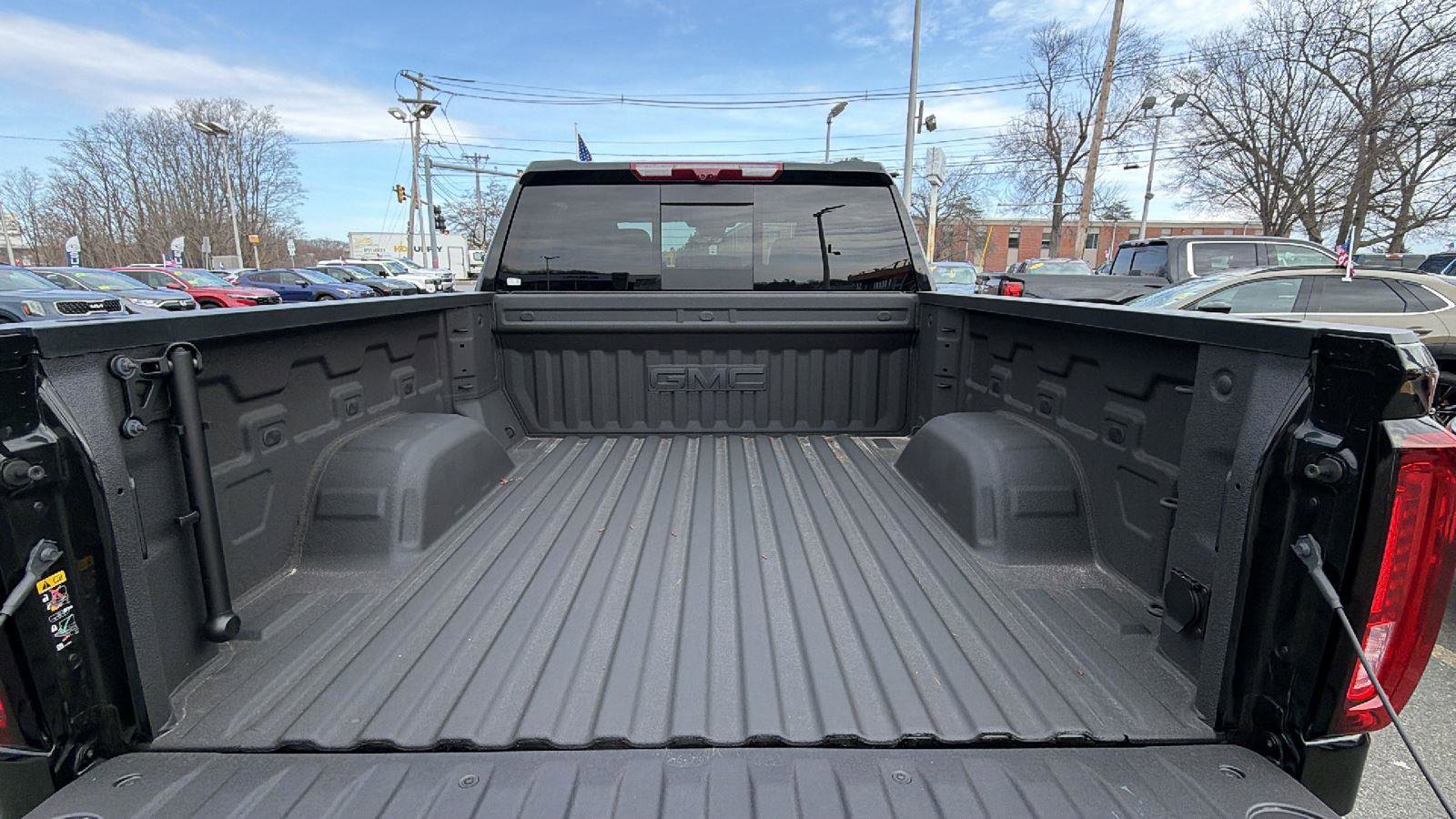 New 2025 GMC Sierra 1500 Denali w/ Denali Reserve Package image 11