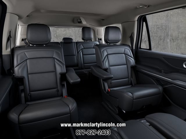 New 2027 Lincoln Navigator Premiere AWD/4WD image 11