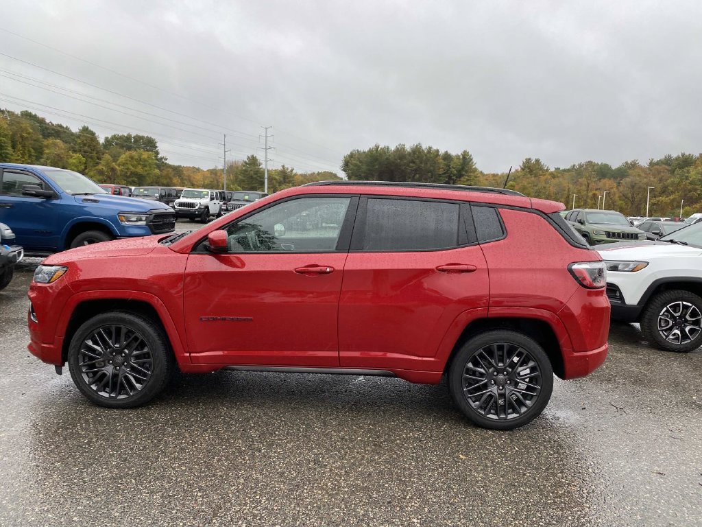 Certified 2022 Jeep Compass Limited AWD/4WD image 8