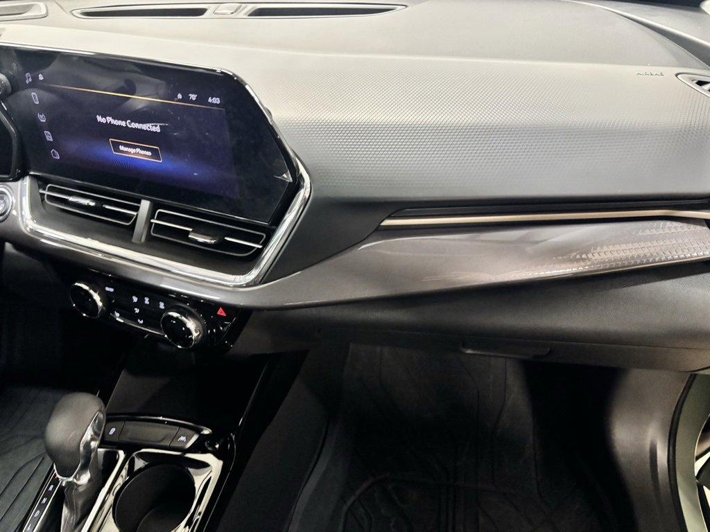 Used 2025 Chevrolet Trax ACTIV w/ Driver Confidence Package image 19