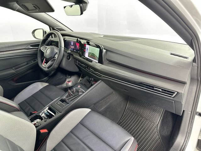 Used 2022 Volkswagen GTI Autobahn image 28