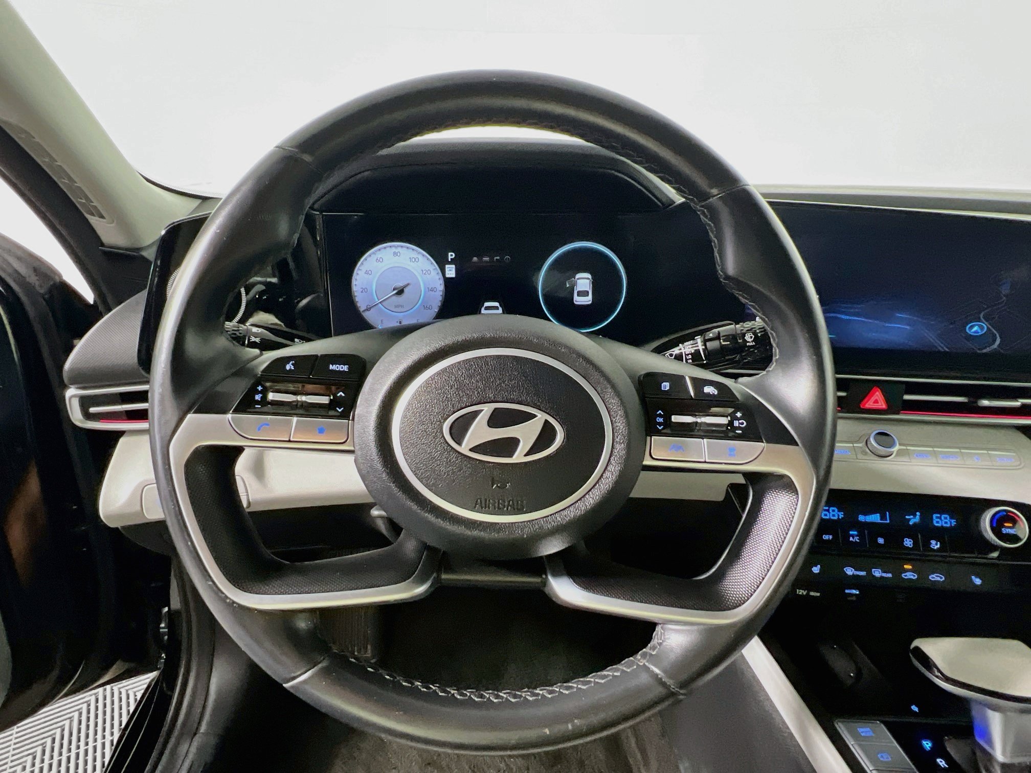 Used 2024 Hyundai Elantra Limited FWD image 17
