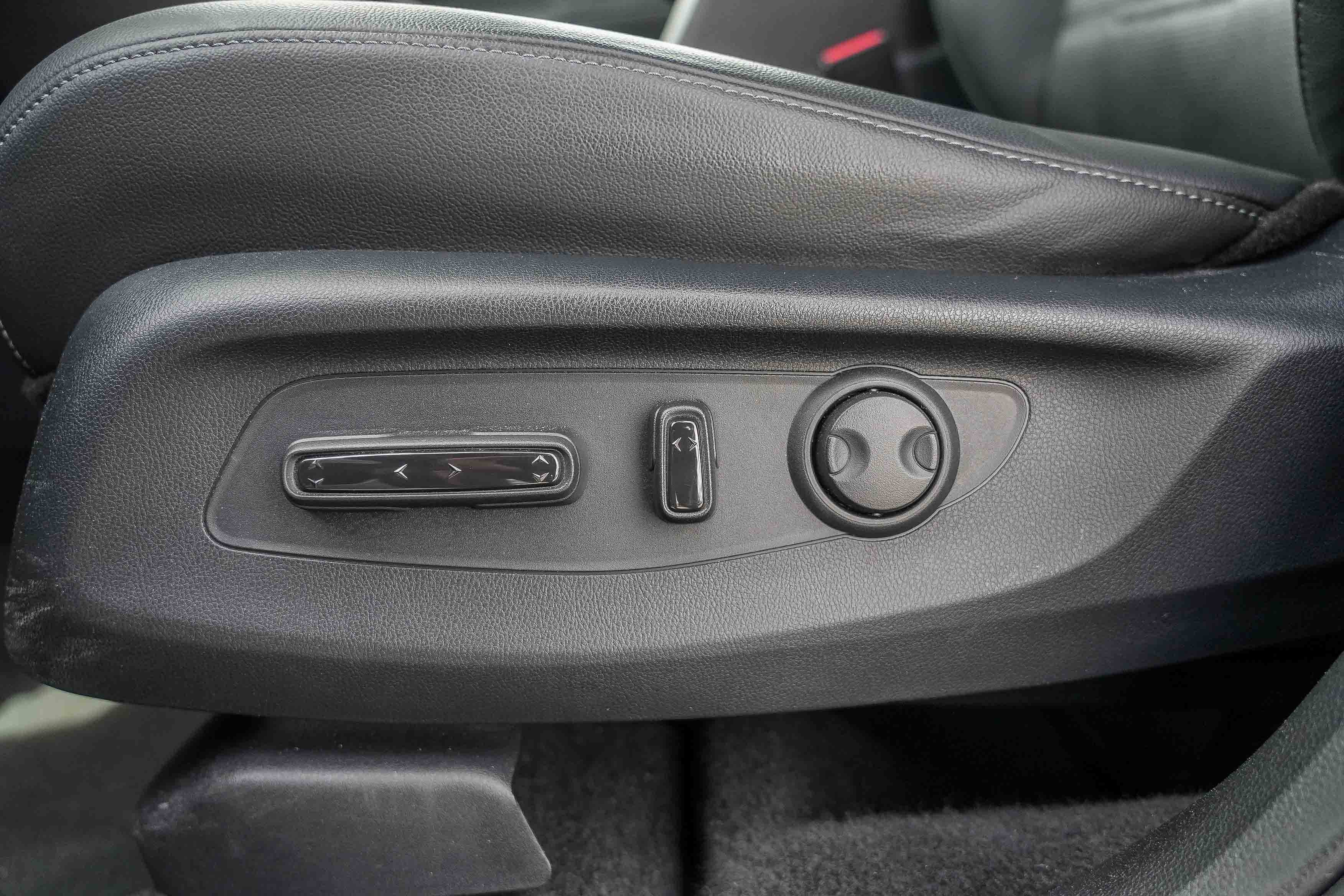 Used 2025 Honda CR-V EX-L image 26