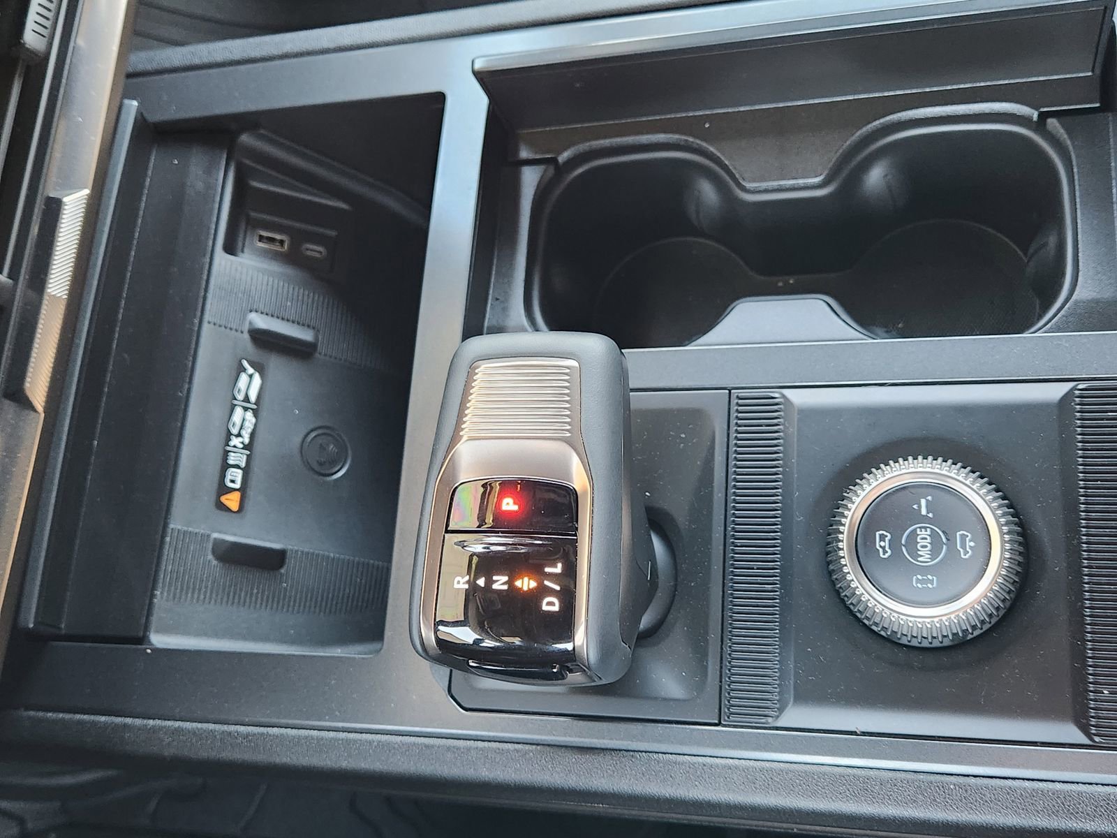 New 2025 GMC Hummer EV 2X image 22