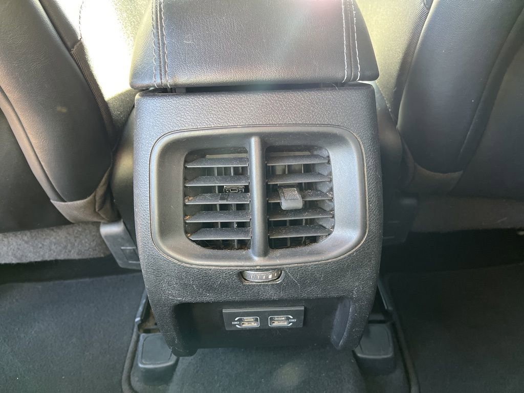 Used 2021 Jeep Cherokee Latitude Plus image 25